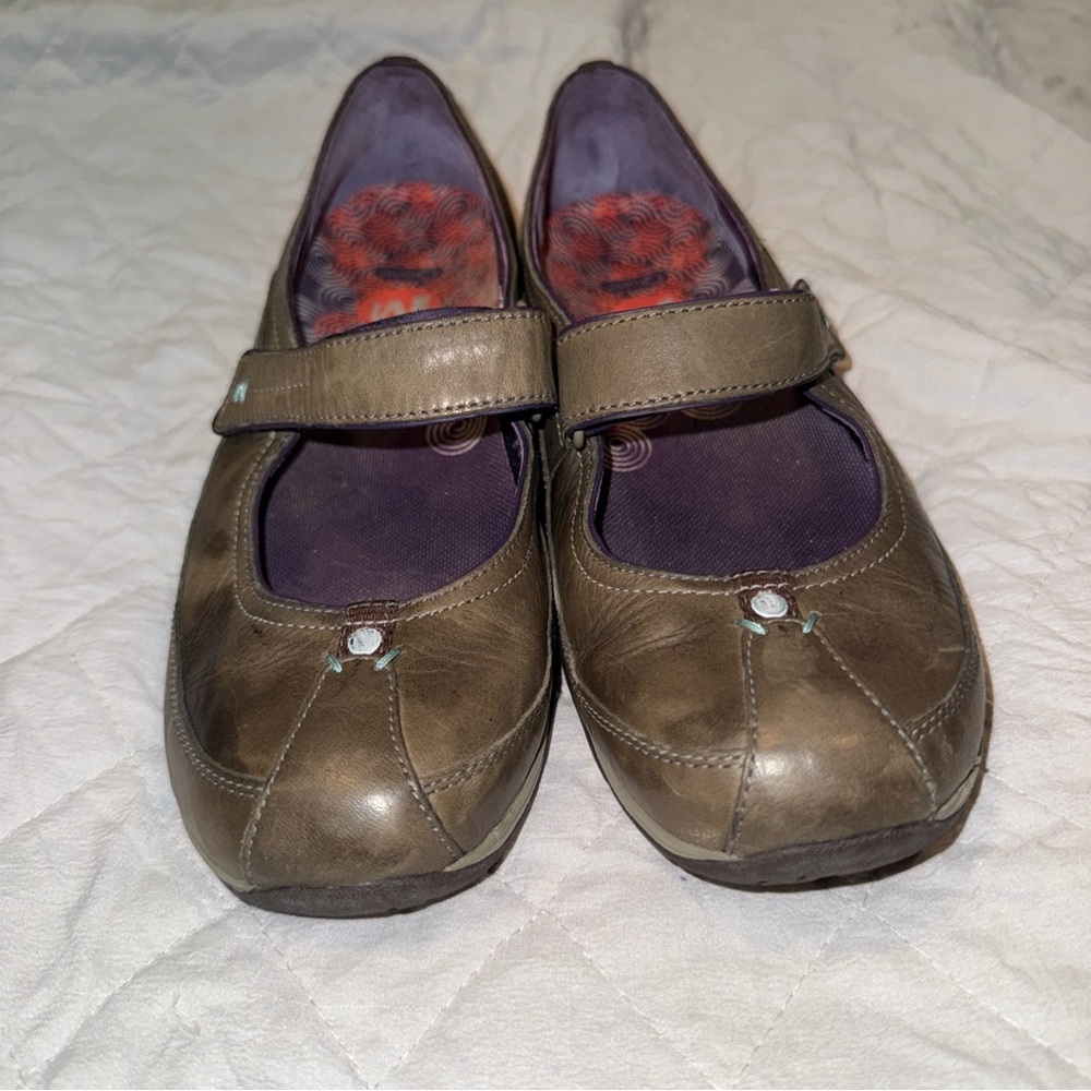 Merrell Brown Orthrolite Flats with Strap